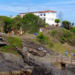 O Forte São Matheus, em Cabo Frio, recebe a exposição coletiva “A Cidade Mais Bonita do Mundo”, com obras de artistas locais que retratam paisagens, cultura e identidade da cidade.