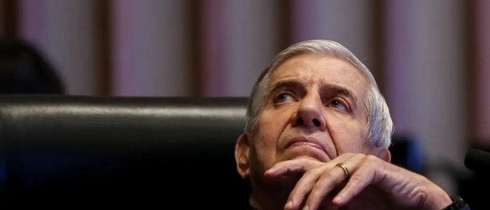 O STF autorizou que o general Augusto Heleno cumpra pena de 21 anos em regime domiciliar, considerando diagnóstico de Alzheimer e laudos médicos sigilosos da Polícia Federal.