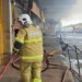 Chamas atingem o Pavilhão 43 da Ceasa do Rio, em Irajá — equipes do Corpo de Bombeiros e órgãos municipais atuam no combate ao incêndio após acionamento na madrugada.