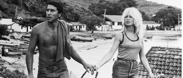 Brigitte Bardot marcou a história de Armação dos Búzios após visitas em 1964, que ajudaram a transformar a antiga vila de pescadores em um dos destinos turísticos mais famosos do Brasil e do mundo.