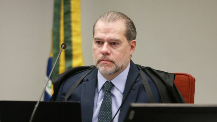 STF confirma acareação de investigados em investigação bilionária.