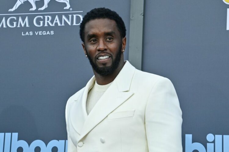 Defesa de Diddy contesta condenação e acusa juiz de extrapolar decisão do júri.