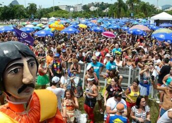 Credenciamento de ambulantes do carnaval do Rio vai até 7 de janeiro.