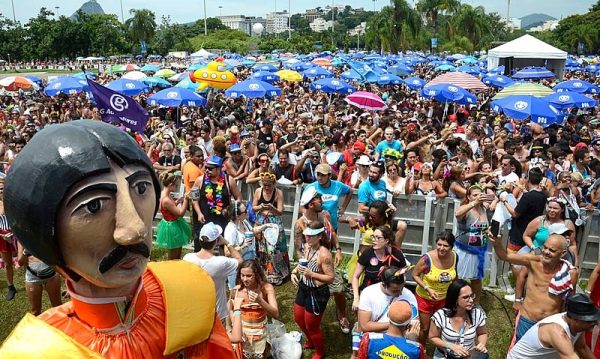 Credenciamento de ambulantes do carnaval do Rio vai até 7 de janeiro.