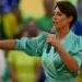 Declaração de Michelle Bolsonaro gera reação dos filhos do ex-presidente.