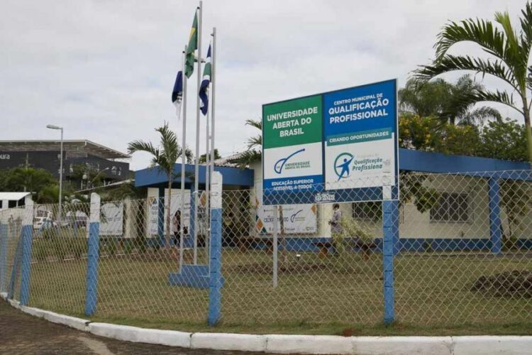 Inscrições abertas para o Pré-Vestibular Cecierj até março de 2026.