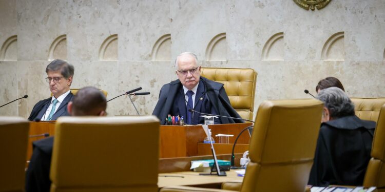 STF reconhece racismo estrutural no Brasil e determina plano nacional de enfrentamento.