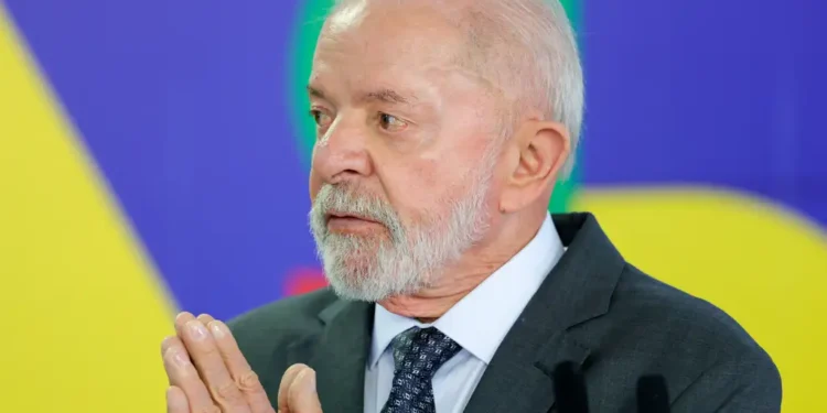 Lula sanciona lei que reforça proteção a vítimas de estupro de vulnerável.
