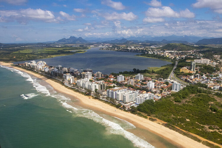 Macaé divulga 768 vagas de emprego em diferentes áreas e níveis de escolaridade.