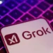 Indonésia bloqueia temporariamente o Grok, chatbot de Elon Musk, após preocupações com a criação de deepfakes sexuais e falhas na proteção digital.