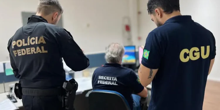 Deputado é alvo de nova fase de investigação sobre emendas parlamentares.