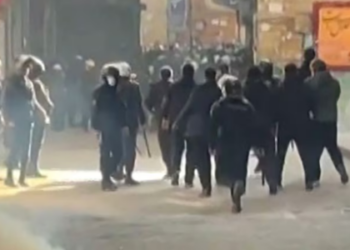 Irã vive onda de protestos com mais de 500 mortos e milhares de detidos