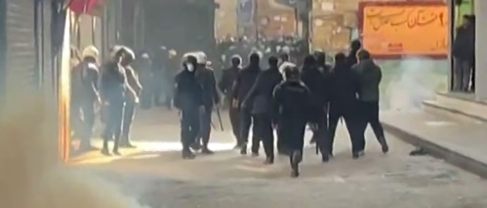 Irã vive onda de protestos com mais de 500 mortos e milhares de detidos