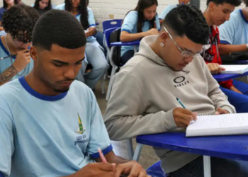 Partiu IF oferece 26 mil vagas em institutos federais para alunos do 9º ano da rede pública, com bolsas de R$ 200 mensais e seleção por sorteio.