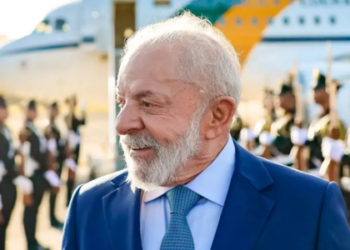 Governo autoriza aumento salarial para 2026 e barra penduricalhos por causa da Lei de Responsabilidade Fiscal.