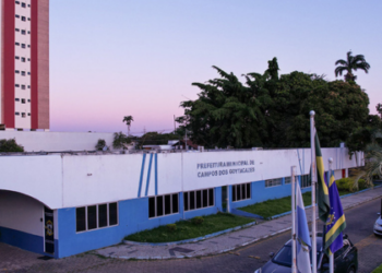 Estão abertas as inscrições para o concurso da Prefeitura de Campos dos Goytacazes, com salários de até R$ 4.200,16 e reserva de vagas para pessoas com deficiência e minorias.