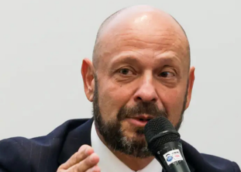 Beneficiários do INSS têm até 14 de fevereiro para pedir devolução de descontos indevidos. Governo já restituiu R$ 2,8 bilhões.
