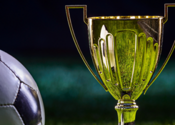 CBF divulga tabela das primeiras rodadas do Brasileirão 2026; Flamengo enfrenta São Paulo na abertura e campeonato será disputado de janeiro a dezembro.
