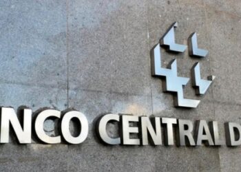 BTG restabelece PIX após ataque hacker que desviou cerca de R$ 100 milhões.