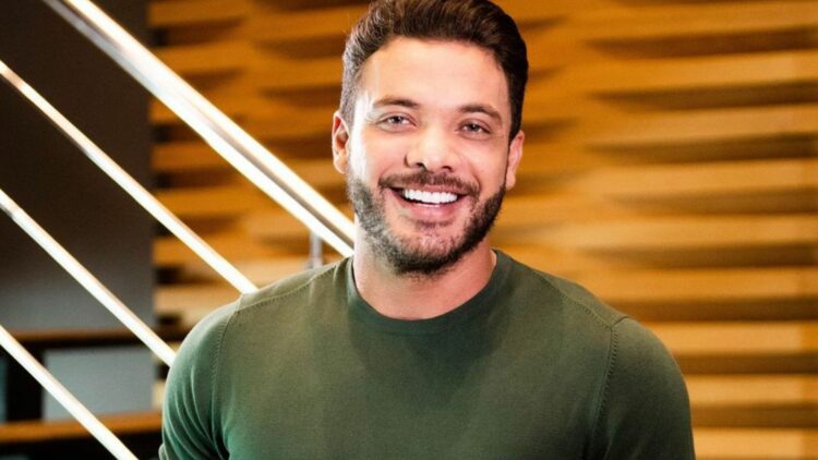 A ausência de Wesley Safadão no Festival de Verão de Cabo Frio provoca indignação, prejuízo financeiro e judicialização do caso pela produtora responsável.