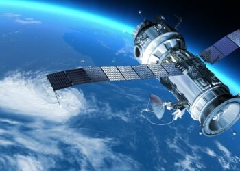 China leva ao Conselho de Segurança da ONU alerta sobre riscos da constelação Starlink, da SpaceX, citando quase colisões, lixo espacial e impactos na segurança global.