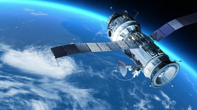 China leva ao Conselho de Segurança da ONU alerta sobre riscos da constelação Starlink, da SpaceX, citando quase colisões, lixo espacial e impactos na segurança global.