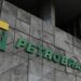Ibama autua Petrobras por vazamento de fluido durante exploração no Amapá.
