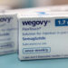 Novo Nordisk lança a primeira pílula GLP-1 para perda de peso nos EUA. Wegovy oral chega com preço mais baixo e intensifica a concorrência no mercado de medicamentos contra a obesidade.
