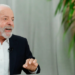 Em artigo no New York Times, Lula condena a operação militar dos EUA na Venezuela e alerta para riscos à estabilidade regional e às normas internacionais.
