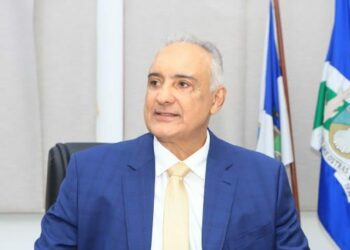 Carlos Augusto anuncia novos investimentos para Rio das Ostras em 2026 após balanço do primeiro ano de governo e reorganização financeira.