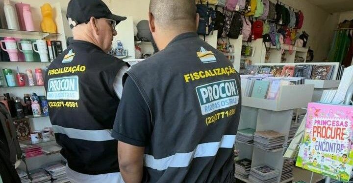 O Procon de Rio das Ostras lançou cartilha educativa para orientar consumidores sobre a compra de material escolar e coibir exigências abusivas das escolas.