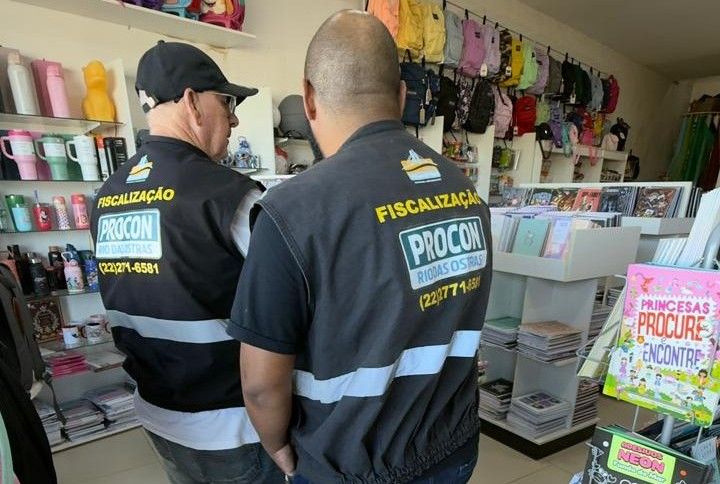 O Procon de Rio das Ostras lançou cartilha educativa para orientar consumidores sobre a compra de material escolar e coibir exigências abusivas das escolas.