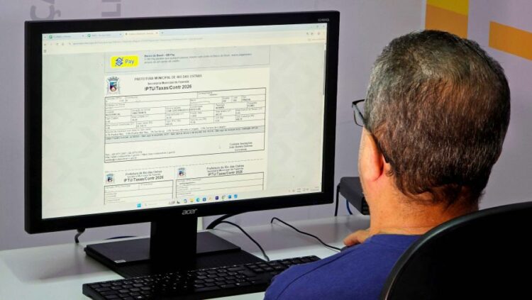 Contribuintes podem economizar pagando IPTU em cota única no início do ano.