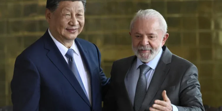 Após o lançamento do Conselho da Paz por Donald Trump, Xi Jinping e Lula defendem o papel central da ONU e reforçam a cooperação entre China e Brasil em defesa do multilateralismo.