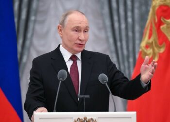 Rússia critica ataque no Irã e alerta para escalada internacional