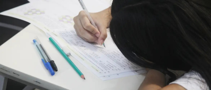  A 21ª edição da Obmep está com inscrições abertas até 16 de março para escolas públicas e privadas. Estudantes podem concorrer a medalhas, certificados e bolsas de iniciação científica.