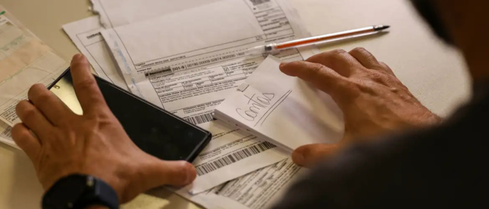 Novo salário mínimo de R$ 1.621 começa a valer nesta segunda-feira