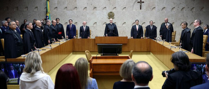 Edson Fachin arquivou pedido de suspeição contra Dias Toffoli no STF. Investigação sobre o Banco Master prossegue com novo relator.