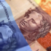 Inflação segue em queda nas projeções do mercado e Selic pode começar a cair em março