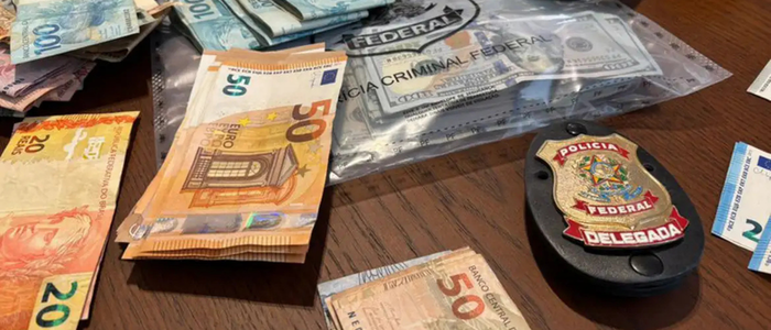 Operação da Polícia Federal mira esquema de desvio de recursos públicos em cinco estados.