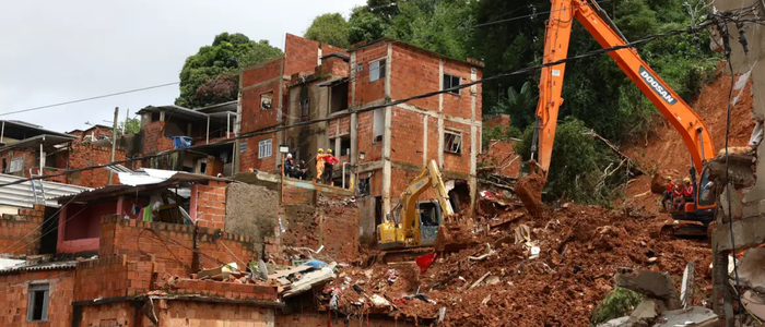 Tragédia em MG: 65 mortes confirmadas e quatro pessoas ainda desaparecidas.