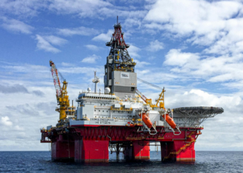 Petrobras encerra 2025 com produção recorde e quase 3 milhões de barris por dia