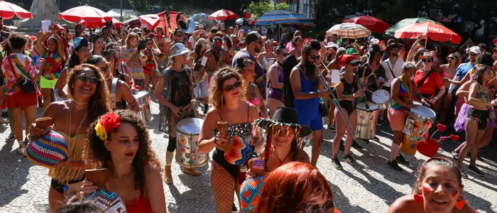Saúde e limpeza marcam balanço do Carnaval 2026 no Rio com milhares de atendimentos e toneladas de resíduos.