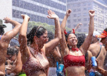 Previsão do tempo no Carnaval 2026: calor e chuva para foliões