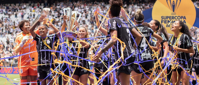 Corinthians e Palmeiras decidem a Supercopa Feminina em Barueri
