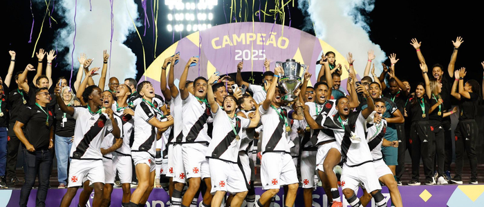A CBF divulgou a tabela da primeira fase da Copa do Brasil Sub-17 2026. Os 32 clubes disputam 16 jogos únicos para definir os classificados à segunda fase.