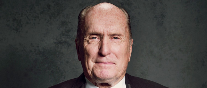 Ícone do cinema mundial, Robert Duvall morre aos 95 anos após trajetória premiada, papéis inesquecíveis e contribuição histórica para a atuação em Hollywood.
