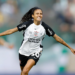Palmeiras bate o Corinthians nos pênaltis, vence a Supercopa Feminina 2026 e fatura R$ 1 milhão. Kathe Tapia foi decisiva na final disputada na Arena Barueri.