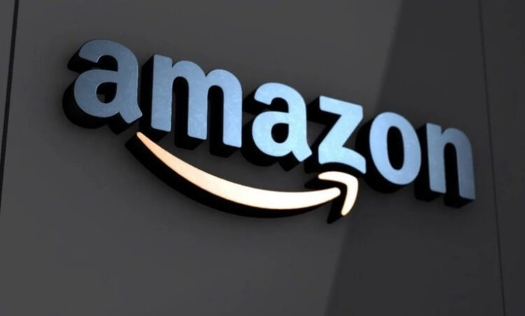 Processo nos EUA acusa Amazon de elevar secretamente preços de anúncios patrocinados e busca bilhões de dólares em indenizações.