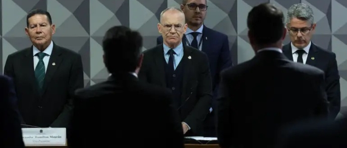 Comissão presidida por Fabiano Contarato não convoca reunião e trava análise de requerimentos envolvendo familiares de ministros do Supremo.